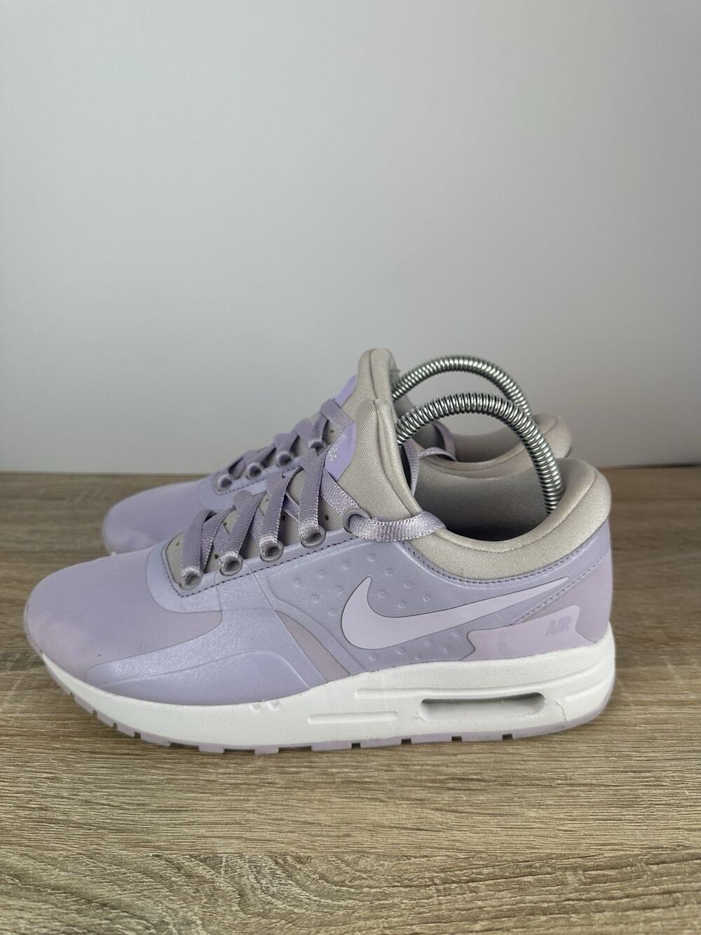 Nike Air Max Zero GS 917863-500 Lavender Purple Sneakers Youth 6.5Y Women’s 8